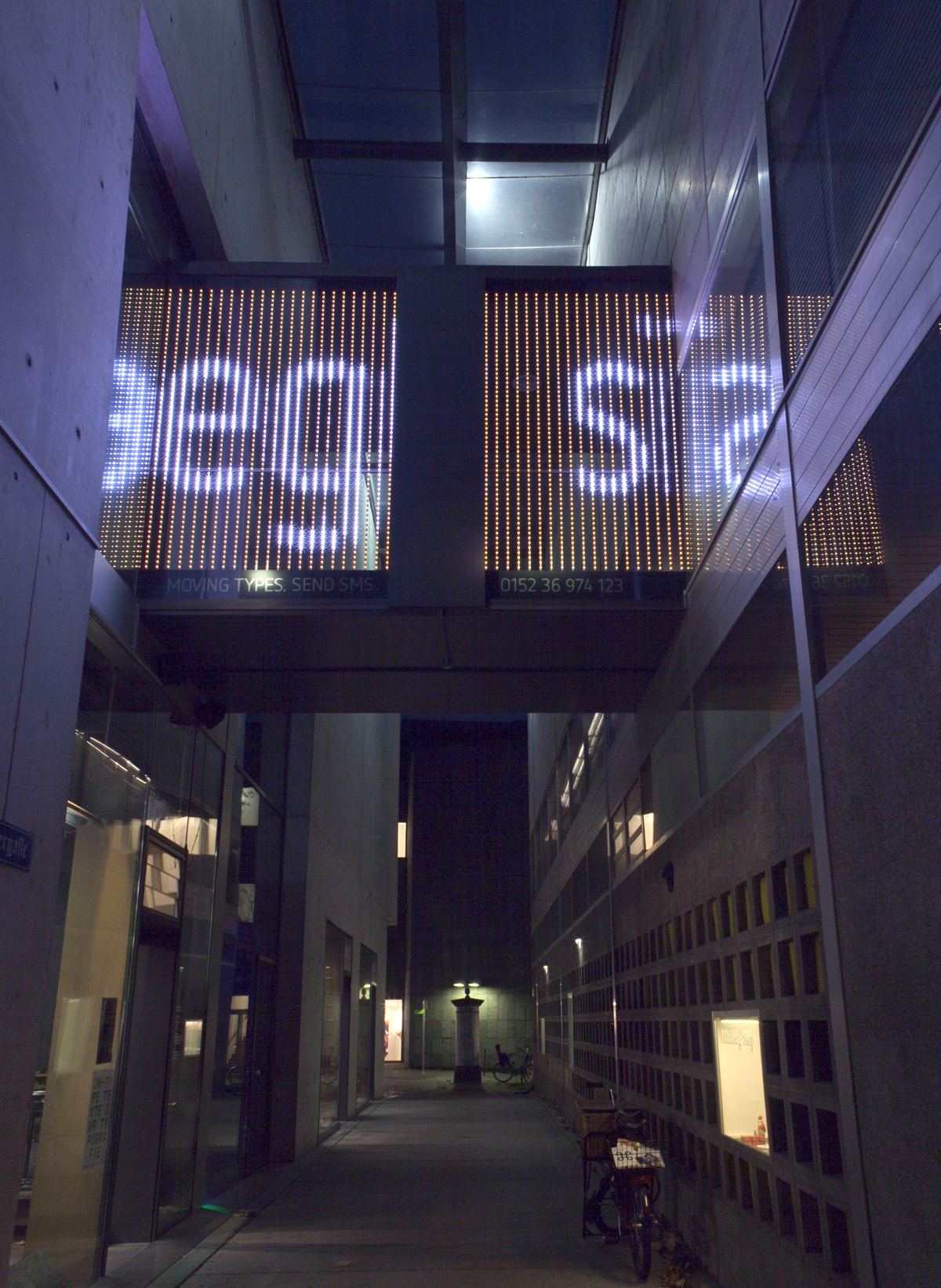 The same view with a different message passing over the bridge